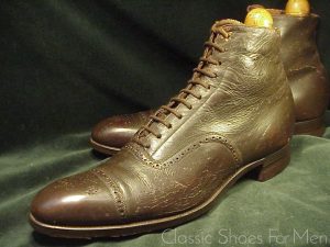 *Antique VICTORIAN FLORSHEIM Brogued Balmoral Cap-Toe Boot, Circa 1900