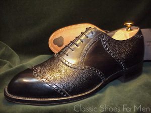 *Like New - FOOTJOY "Black on Black" Full Brogue SPECTATOR Saddle Oxford: US 10.5D (44D)
