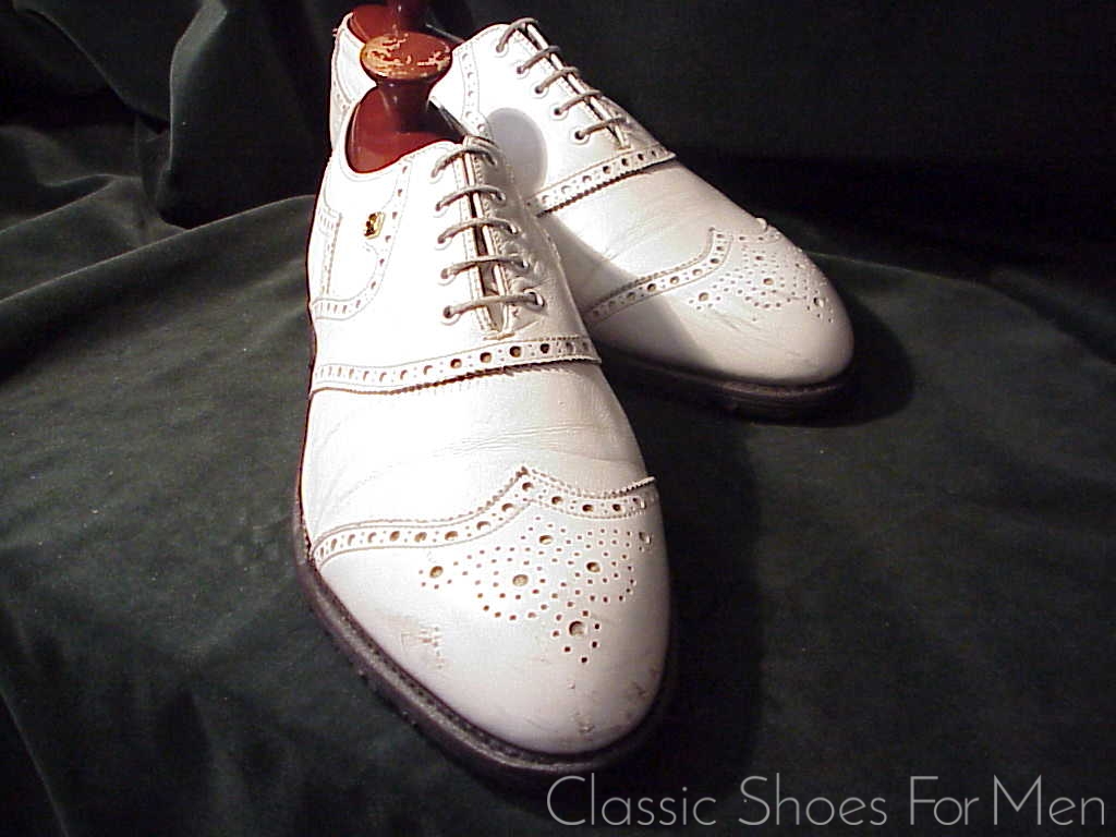 *Near new - WHITE All-Weather FOOTJOY Full Brogue Oxford, Circa 1980: 43-43.5 WIDE (US10 WIDE) - Image 6