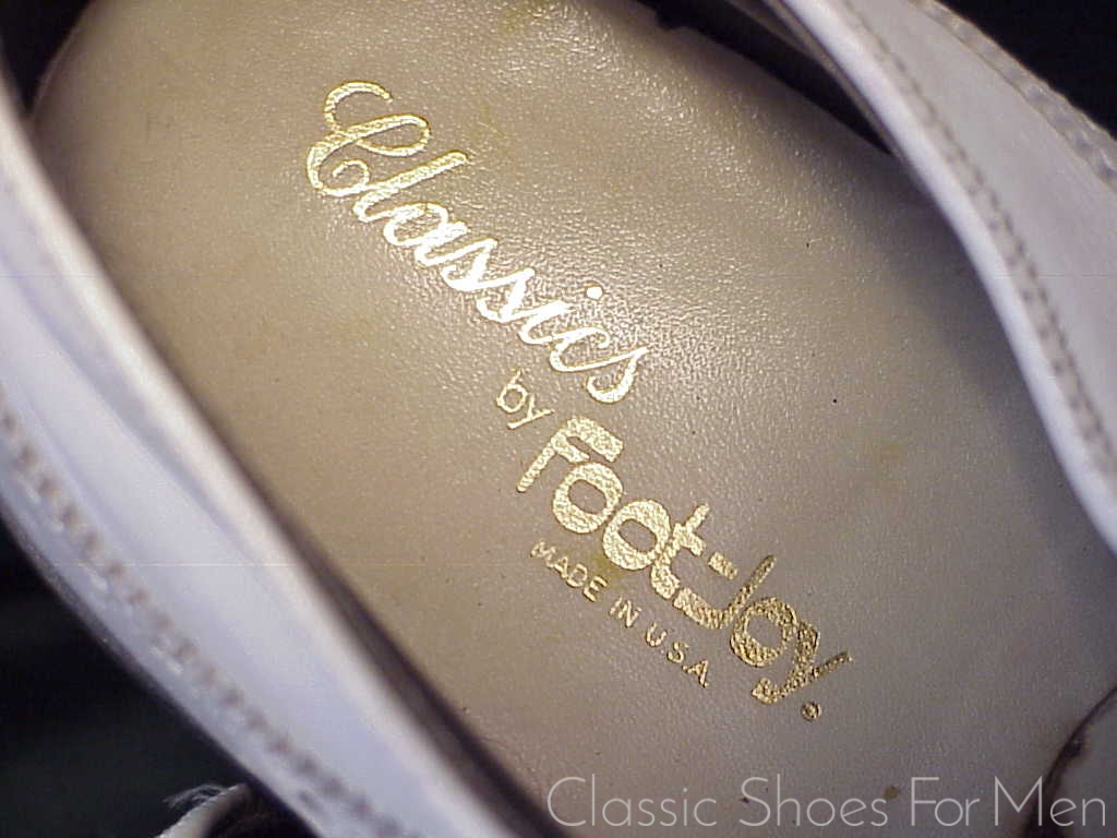*Near new - WHITE All-Weather FOOTJOY Full Brogue Oxford, Circa 1980: 43-43.5 WIDE (US10 WIDE) - Image 10