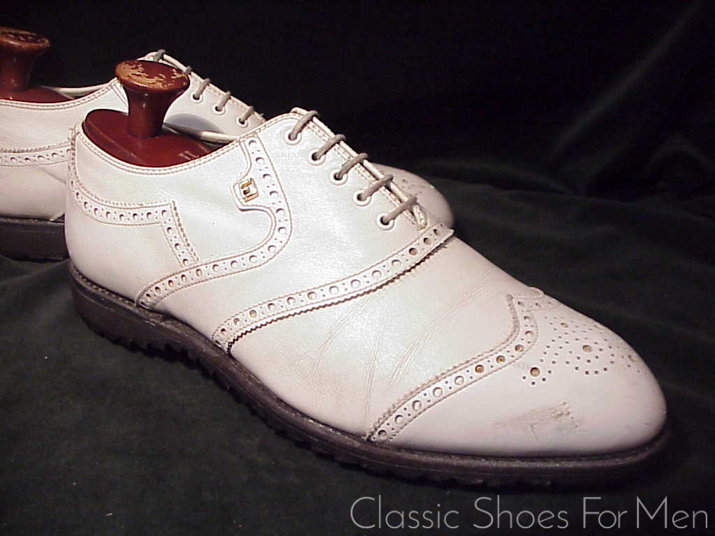 *Near new - WHITE All-Weather FOOTJOY Full Brogue Oxford, Circa 1980: 43-43.5 WIDE (US10 WIDE) - Image 3