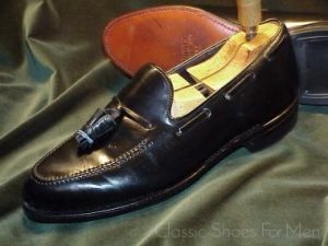 *NEW - HANOVER (U.S.A.) BLACK SHELL CORDOVAN Tassel Loafer, Circa 1980: 41D (US 8D)