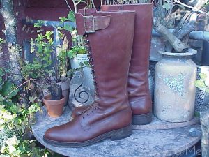 *LEE KEE, Kowloon, A. M. Kroop & Sons designed, Vintage BESPOKE, “Snake” Hunt Boots: US 10D (43-43.5D)