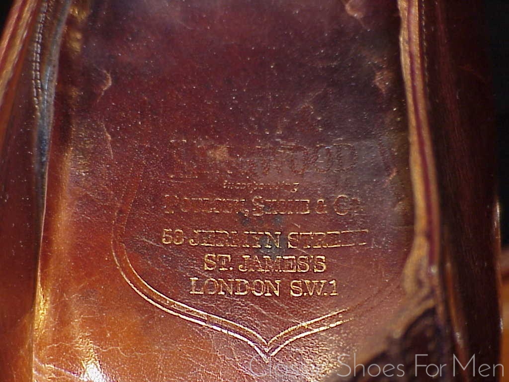 *NEW & LINGWOOD (Poulson, Skone & Co.) Tuczek Gusseted Slipper: 41.5-42D (US 8.5-9D) - Image 8