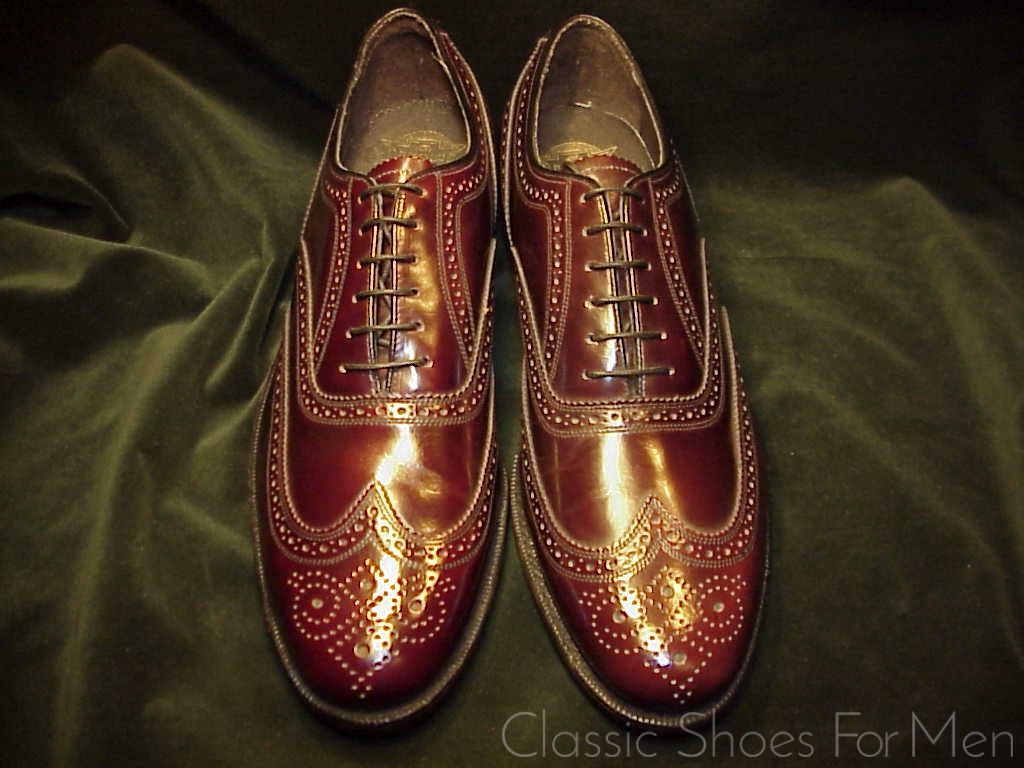 *NEW - THE FLORSHEIM SHOE Full Brogue Oxford, Circa 1980: 42 Narrow (US 9 Narrow) - Image 2