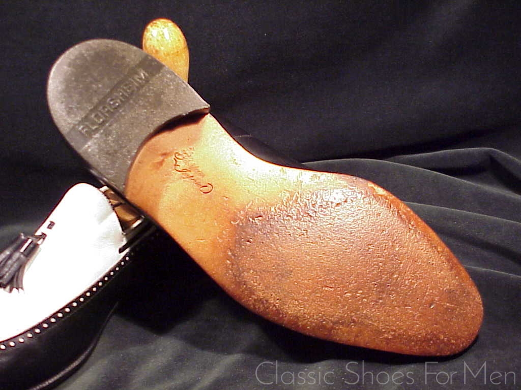 *Near new - Vintage FLORSHEIM IMPERIAL Spectator Tassel Loafer: US 8.5D (41.5D) - Image 10