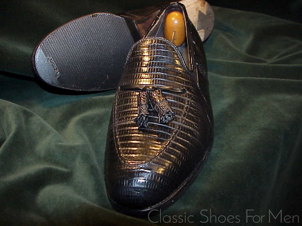 FOOTJOY Eidechsenleder - LIZARD Tassel Loafer, Circa 1970  display picture 1