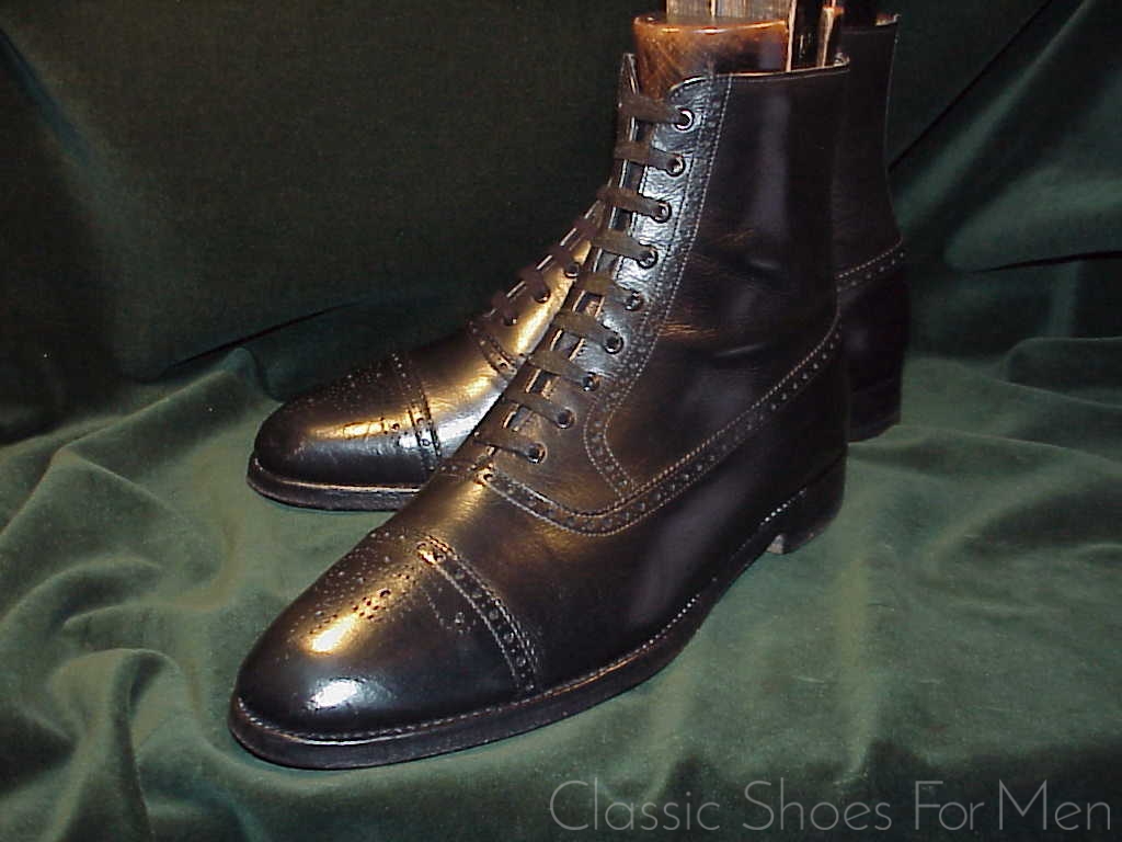 *Vintage GRENSON Cap-Toe, Brogued Balmoral Field Boot: US 9-9.5D (42-42.5D)