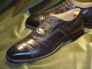 *Vintage KNAPP BROTHERS "Aerotred" 6-Eyelet Cap-Toe Oxford, Circa 1950: 42D (US 9D)