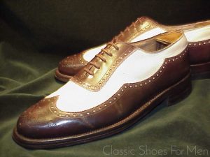 *Vintage NUNN-BUSH "Scalloped Long Wing" Full Brogue Oxford Spectator, Circa 1940: US 9D (42D)