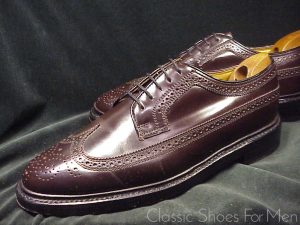 *Like new FLORSHEIM Burgundy, Full Brogue Budapester, Circa 1985: US 7.5 WIDE (40-40,5 WIDE)